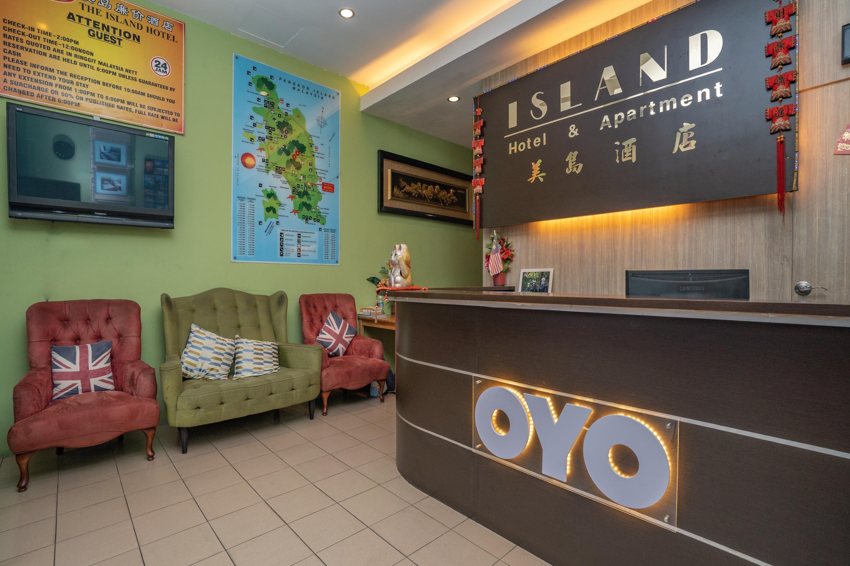 Oyo 44078 The Island Hotel Kampong Pasir Bogak Esterno foto